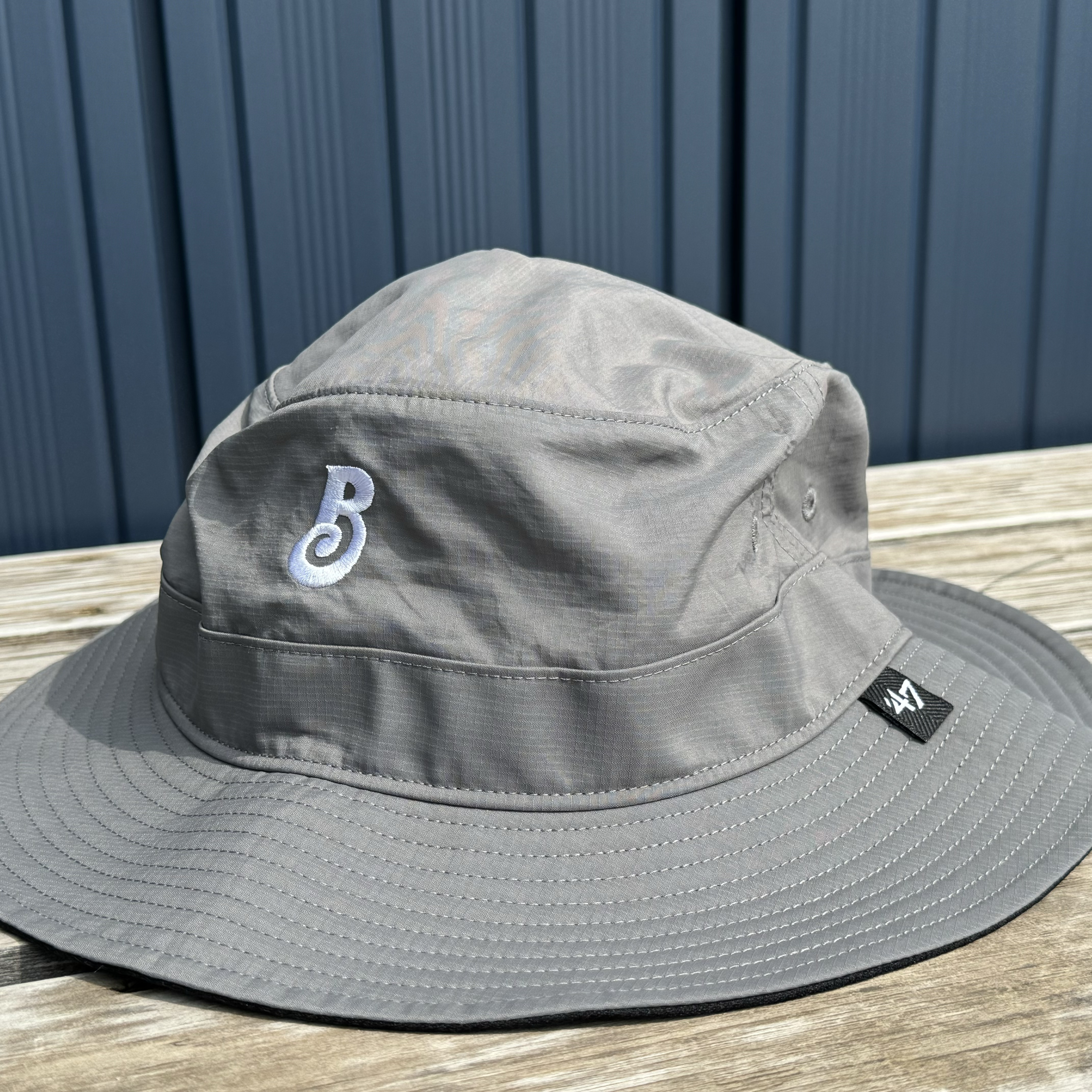 【'47×BlackRamsTokyo】 Bミニロゴ ’47 BUCKET HAT BRRR（DGRY）